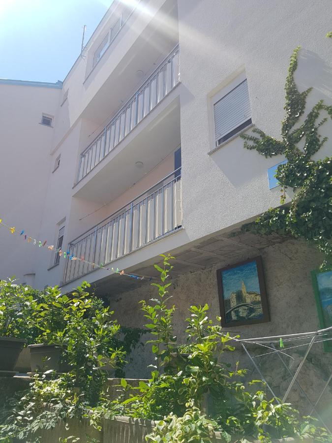 Apartmandamir *